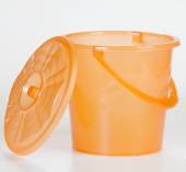 Ведро 16 л. пластик. с крышкой оранж. Ведро 16 л. пластик. с крышкой оранж.