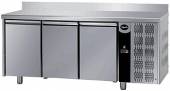 Стол холодильный трехдверный Apach AFM 03AL с бортом Стол холодильный трехдверный Apach AFM 03AL с бортом
