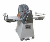 Тестораскаточная машина WLBake DSF 500-700 напольная Тестораскаточная машина WLBake DSF 500-700 напольная