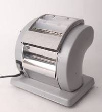 Лапшерезка электрическая PASTA DI CASA PCE-150-1 43124 Лапшерезка электрическая PASTA DI CASA PCE-150-1 43124